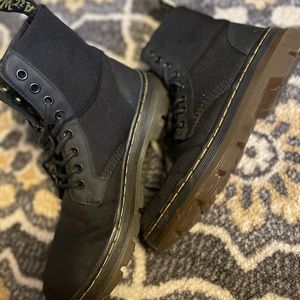 Doc Martens Canva Combat boots. size 7men or 9women. Great used condition.